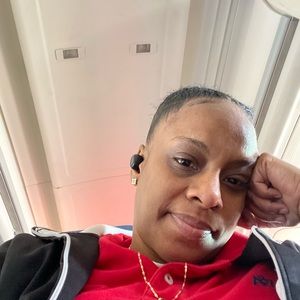 Meet your Posher, Delia